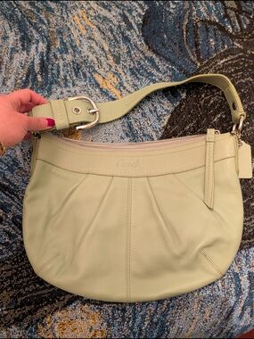Vintage Coach Soho Hobo Pale Green Leather Shoulder Bag